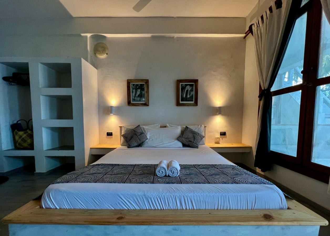 White Dream Bed & Breakfast Kiwengwa  Bagian luar foto